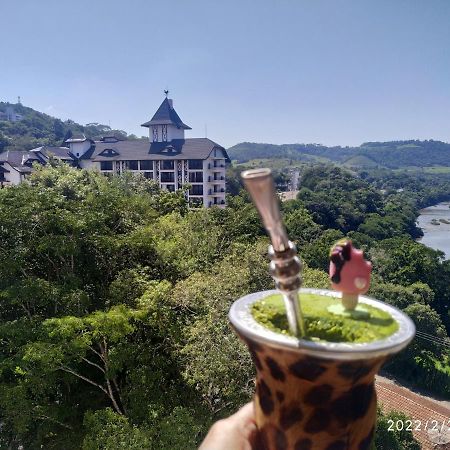 Melhor Vista E Localizacao Nas Termas Пиратуба Экстерьер фото